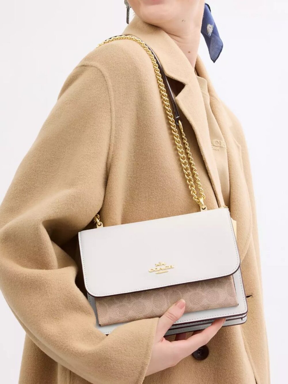 COACH 90635 Klare Crossbody In Signature Canvas